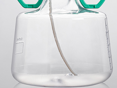 �ڲ��·������ƿ�ף��������������Һ��ת�ƣ�������������·������׾�����ƾ֤������ж���